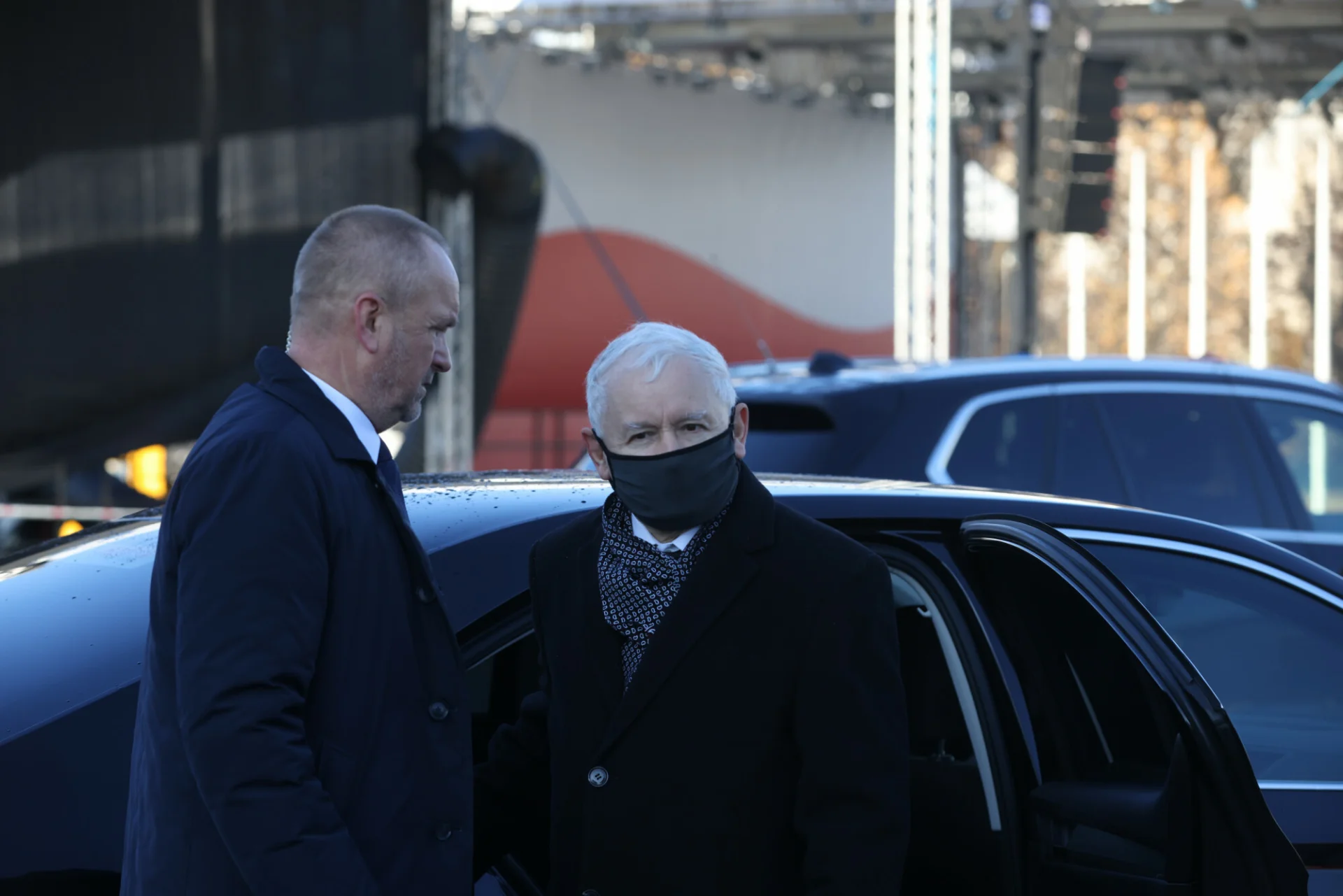 Jarosław Kaczyński pojawił się na miesięcznicy smoleńskiej 10 listopada.