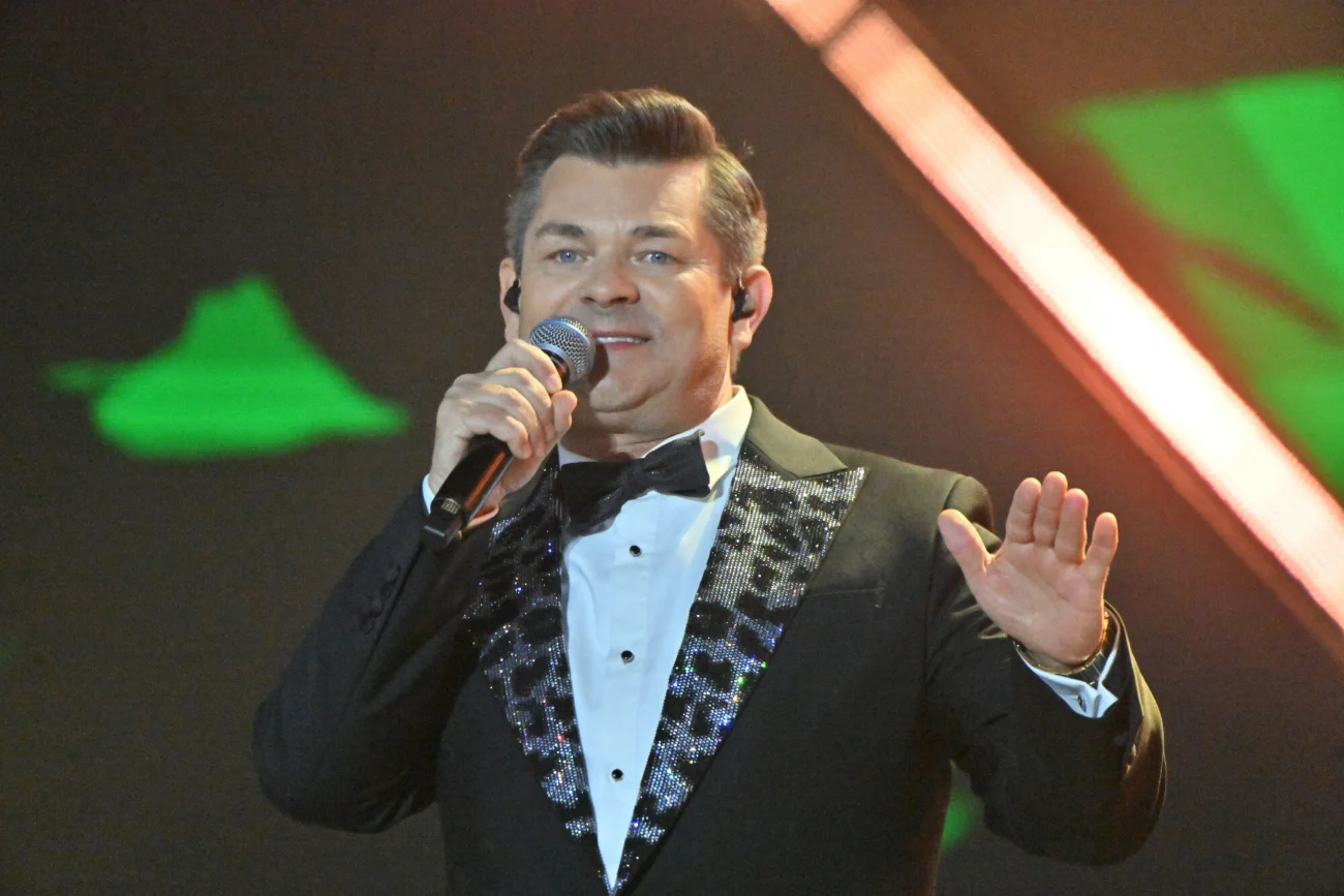 Jesienią 2024 roku Zenon Martyniuk da koncert w Stanach Zjednoczonych i Kanadzie. Jesienią 2024 roku Zenon Martyniuk da koncert w Stanach Zjednoczonych i Kanadzie.