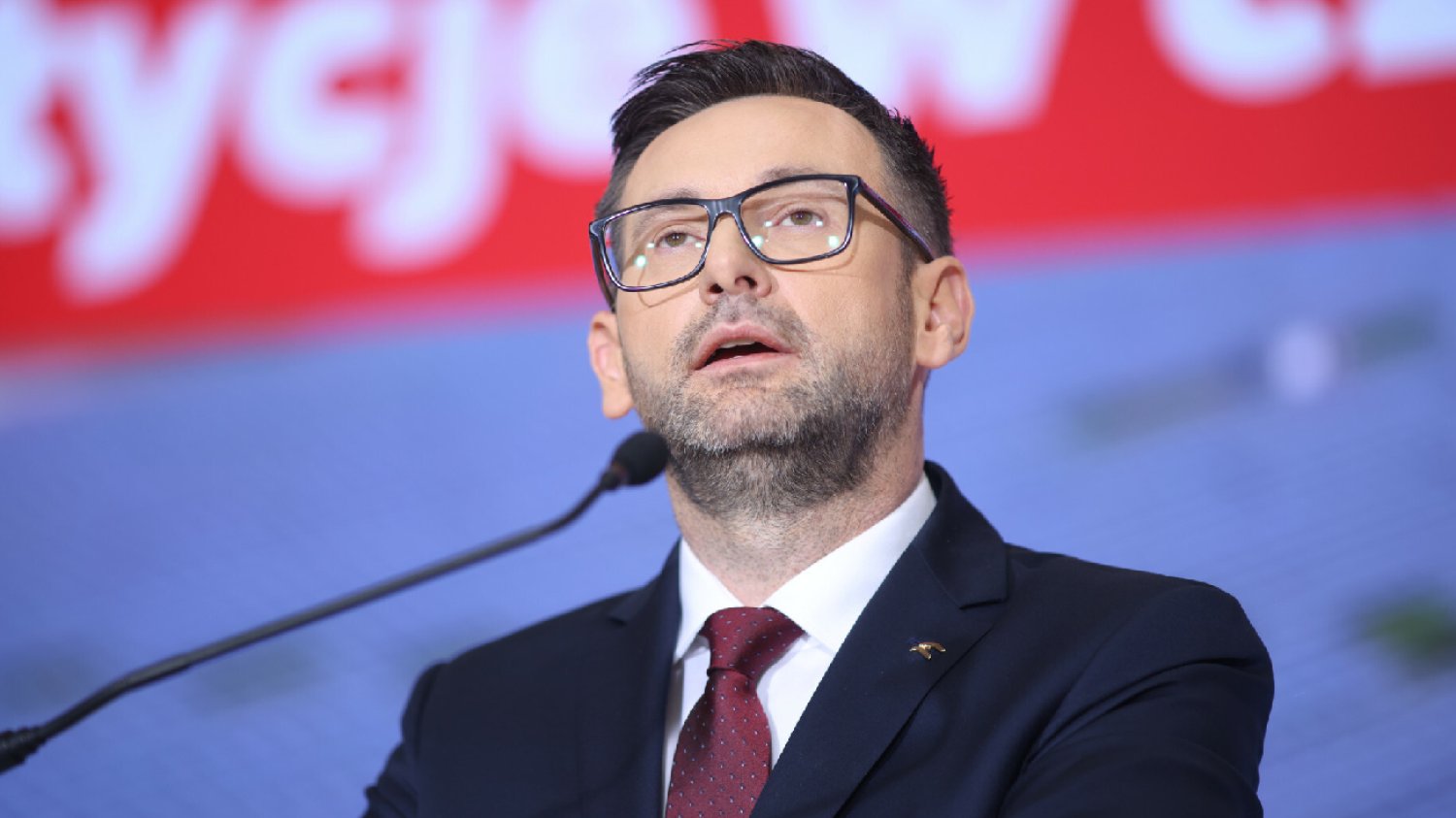 To Daniel Obajtek nazywa piekłem. Orlen ujawnił, jakie dostał pieniądze.