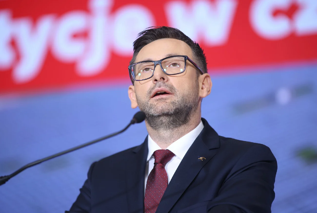 To Daniel Obajtek nazywa piekłem. Orlen ujawnił, jakie dostał pieniądze.