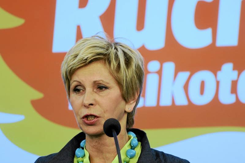 Halina Szymiec-Raczyńska, posłanka Ruchu Palikota, w ostrych słowach komentuje wypowiedź Janusza Palikota o tym, że "Wanda Nowicka może chce być zgwałcona"