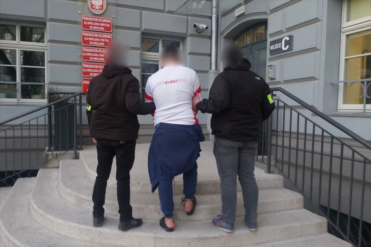 Gruzini zadali 21-letniemu Kacprowi mnóstwo ran. Kulisy bójki we Wrocławiu