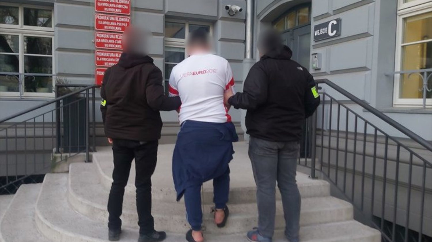 Gruzini zadali 21-letniemu Kacprowi mnóstwo ran. Kulisy bójki we Wrocławiu