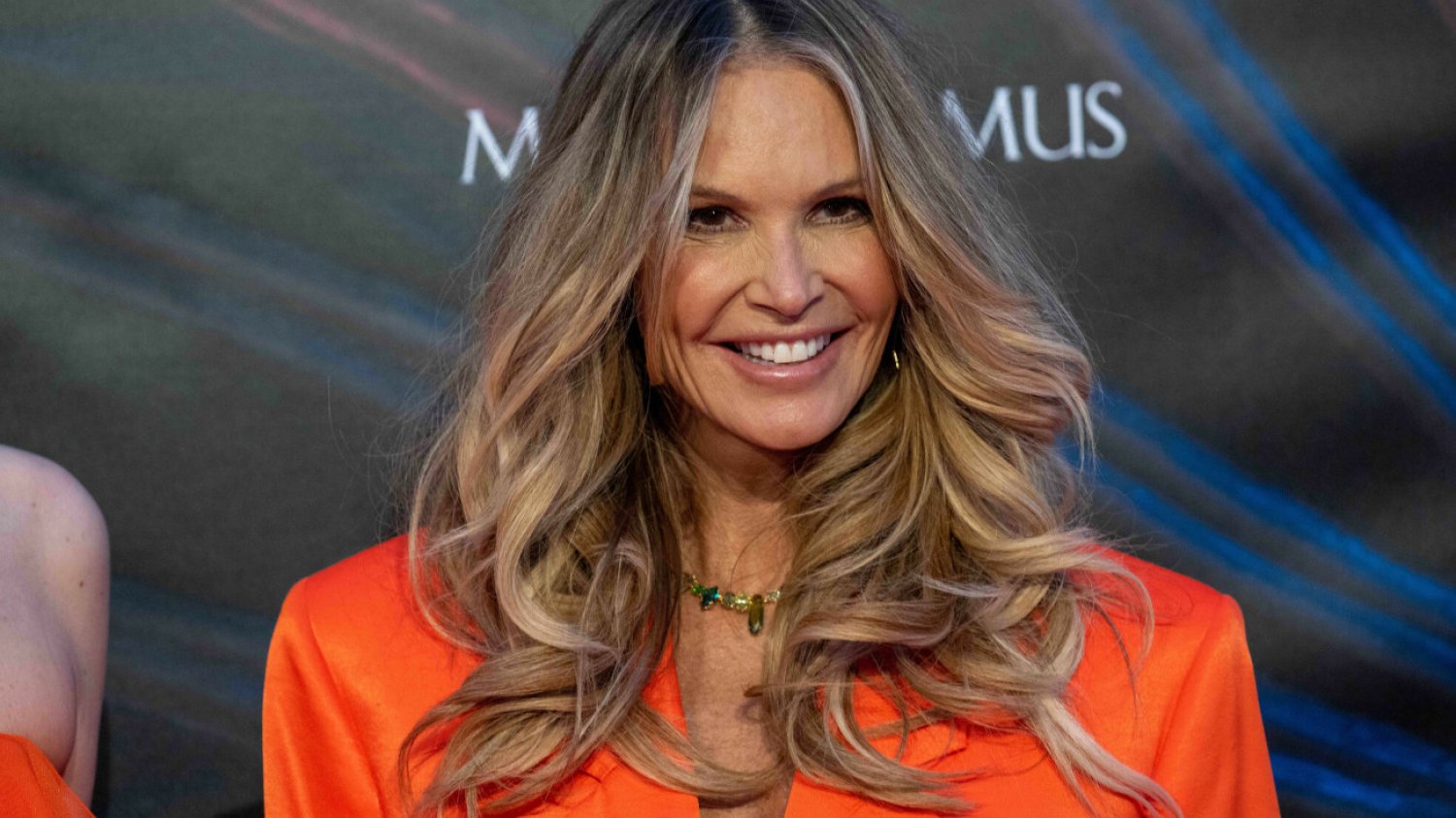 Modelka Elle Macpherson leczyła raka piersi z pomocą osteopaty, chiropraktyka i holistycznego dentysty