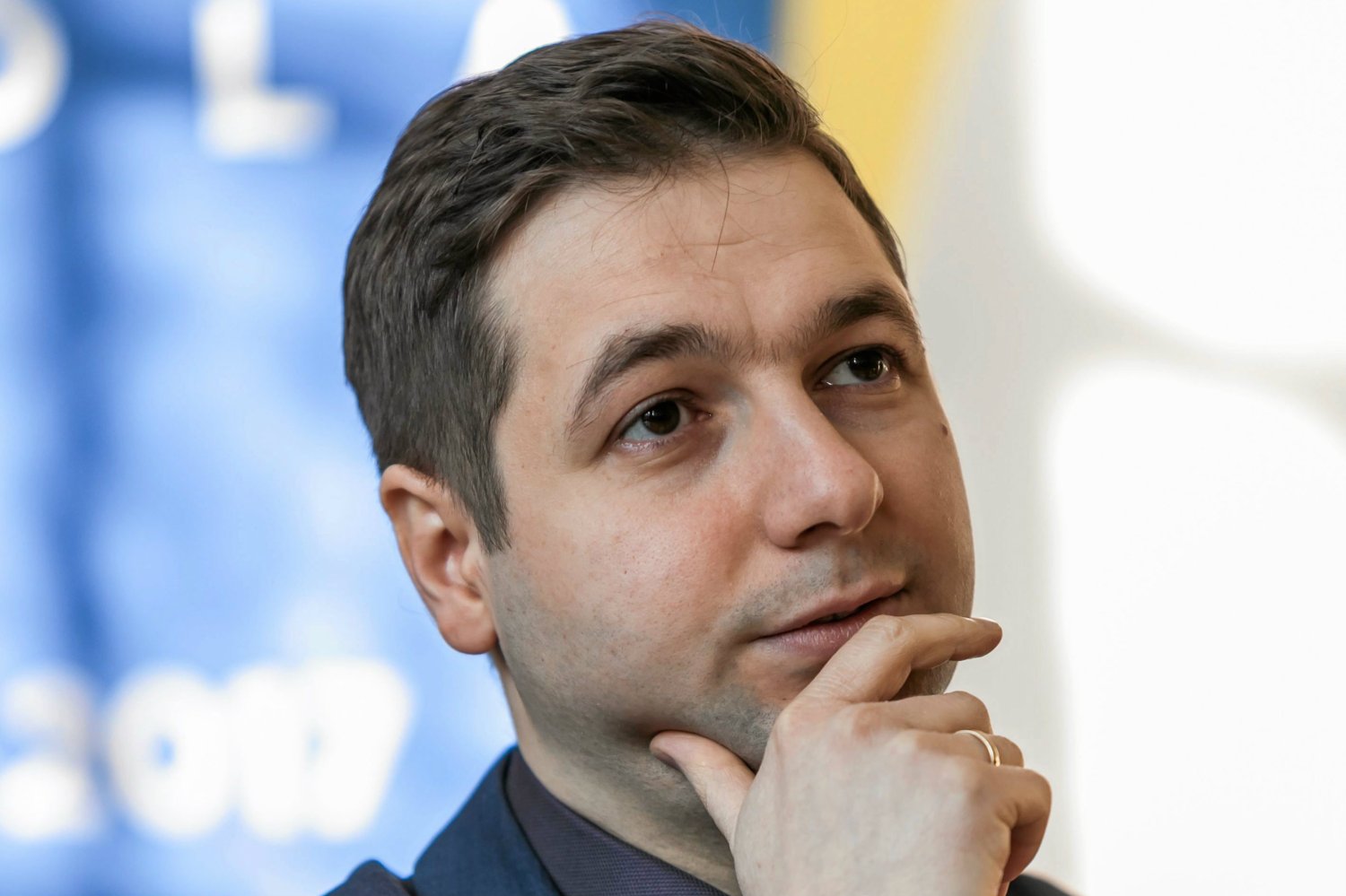 Patryk Jaki oskarżył polityka PO Roberta Kropiwnickiego o prowadzenie agencji towarzyskiej.