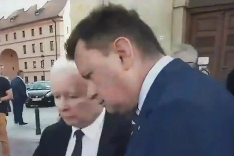 Prezes Jarosław Kaczyński i szef MON Mariusz Błaszczak.