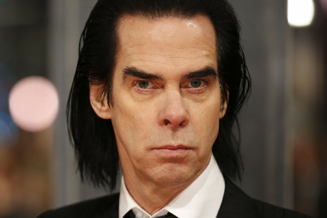 Nie żyje Jethro Lazenby. To kolejna śmierć w rodzinie Nicka Cave'a