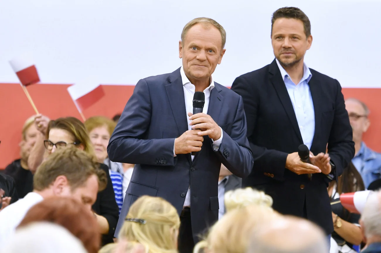 Donald Tusk i Rafał Trzaskowski, przewodniczący i wiceprzewodniczący Platformy Obywatelskiej. Donald Tusk i Rafał Trzaskowski, przewodniczący i wiceprzewodniczący Platformy Obywatelskiej.