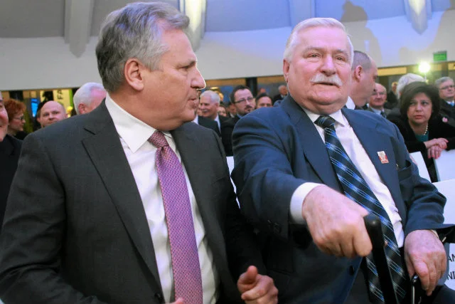 Lech Wałęsa i Aleksander Kwaśniewski wejdą na wojenną ścieżkę po słowach Wałęsy w książce "Ja. Rozmowa z Lechem Wałęsą"?