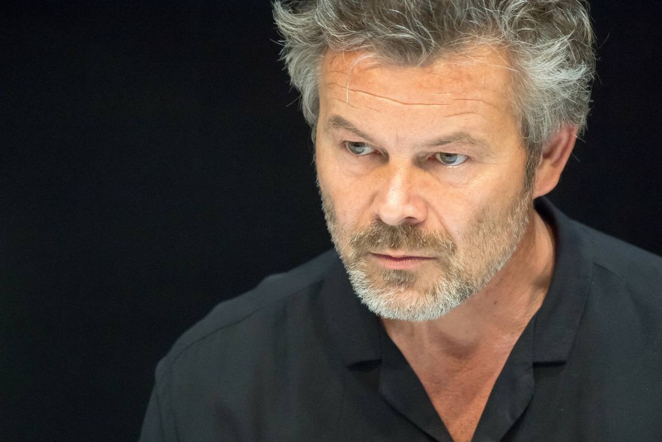 Transpłciowy syn Braciaka w nagiej sesji kalendarza LGBT magazynu 'Replika'