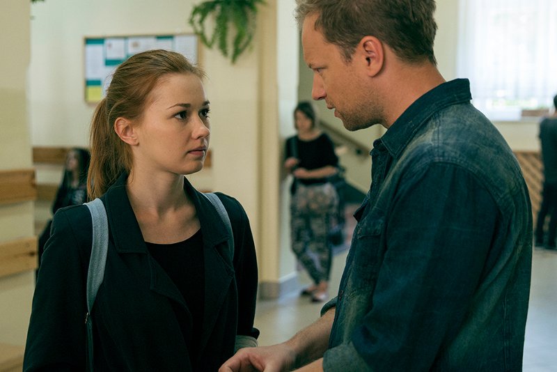 Polska Akademia Filmowa mianowała "Belfra" Najlepszym Filmowym Serialem Fabularnym.