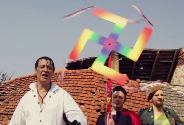 Czy Maciej Maleńczuk i jego "Tęczowa Swasta" powtórzy sukces "Vladimira"?