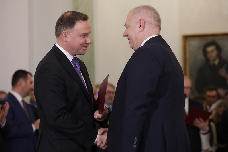 Jacek Sasin pokazał Andrzejowi Dudzie miejsce w szeregu po deklaracji o związkach partnerskich.
