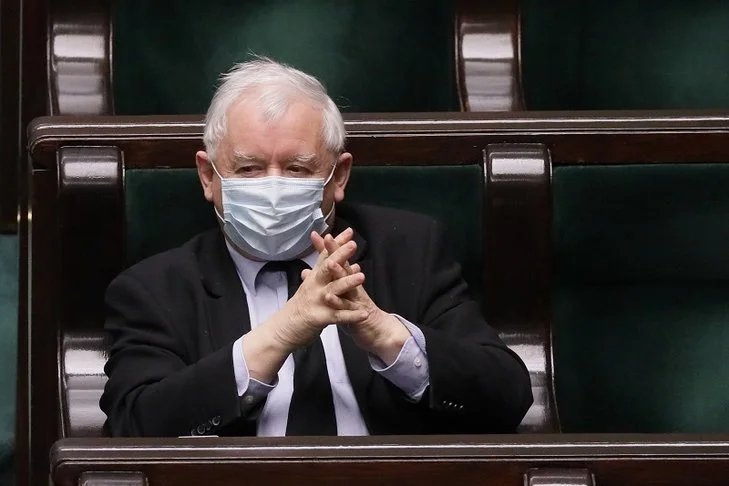 PKW otworzyła PiS nową drogę ws wyborów.