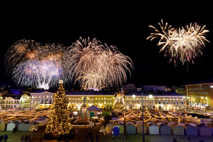 Finowie obchodzą Dzień Niepodległości 6 grudnia, a więc tuż przed Bożym Narodzeniem