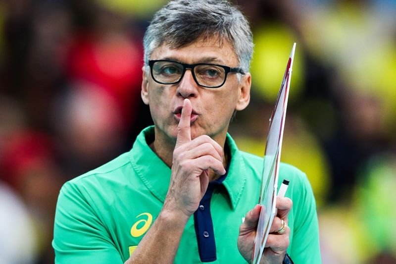 Trener brazylijskich siatkarzy Renan Dal Zotto jest w ciężkim stanie w szpitalu