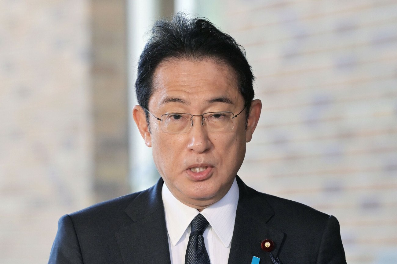 Premier Japonii Fumio Kishida poinformował o nałożeniu przez jego kraj sankcji na Rosję.