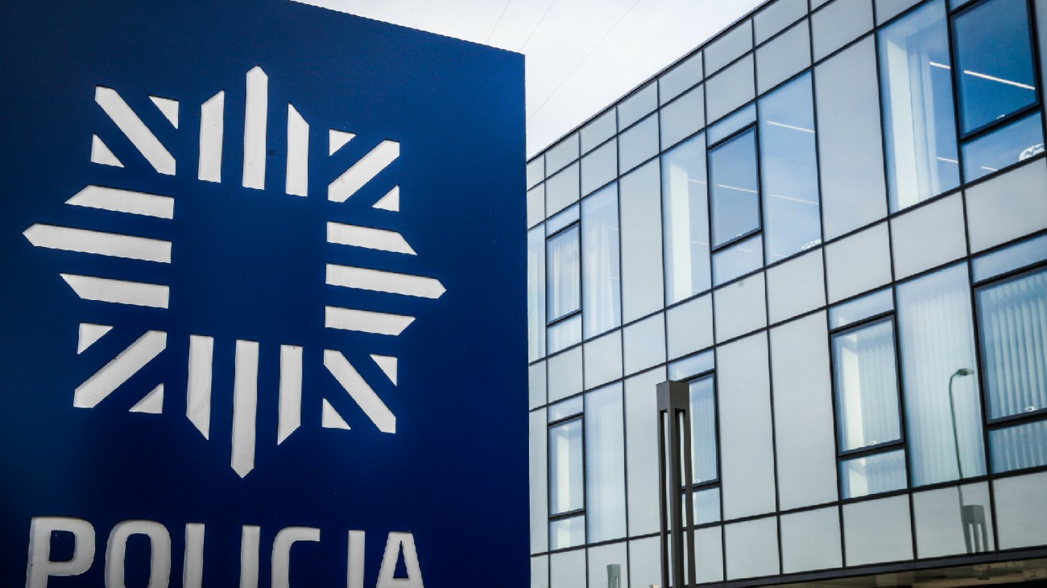 Gdańsk. Zabiła swoją 2-miesięczną córkę, a ciało zawiozła policji