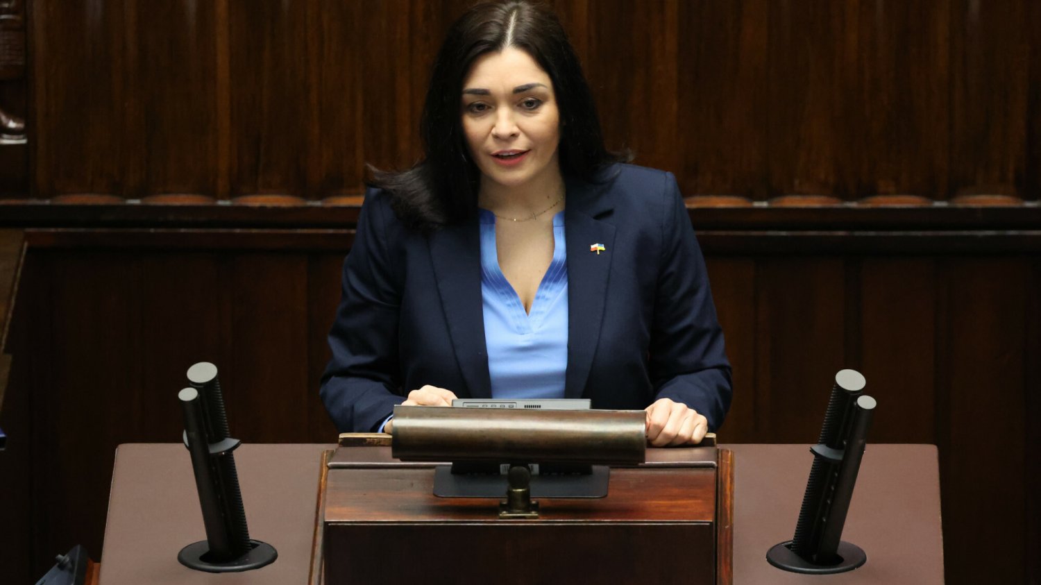Jak przebiega kariera polityczna Magdaleny Sroki?