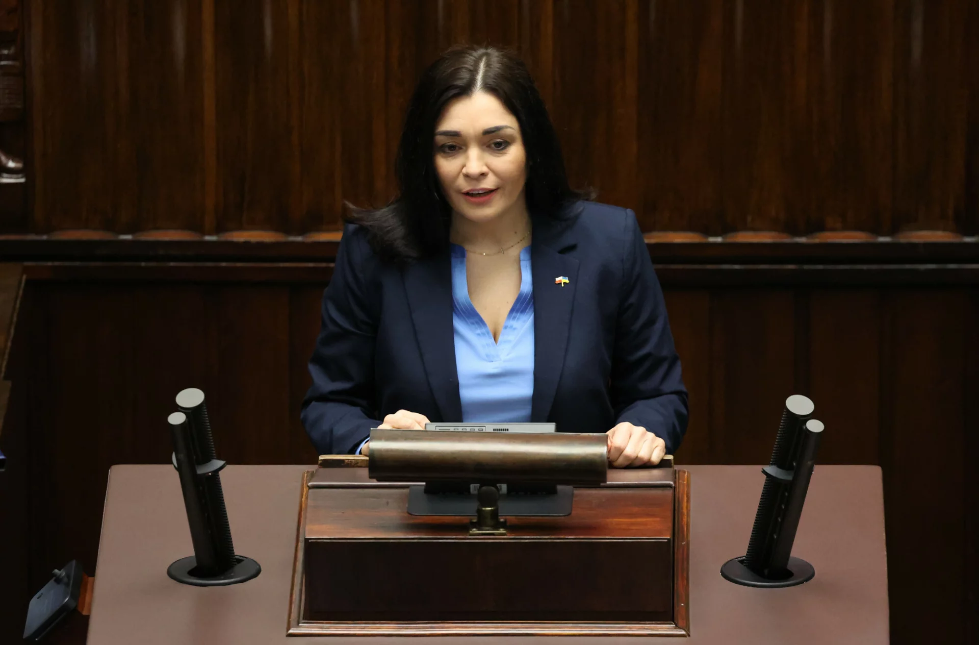 Jak przebiega kariera polityczna Magdaleny Sroki?