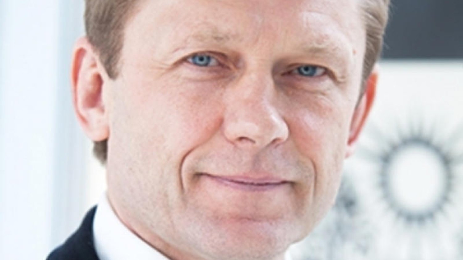 Litewski minister kultury, Šarūnas Birutis stwierdził, że "Polska zagraża litewskim wartościom". Temat stosunków polsko – litewskich jest złożony i trudny w jednoznacznej ocenie.