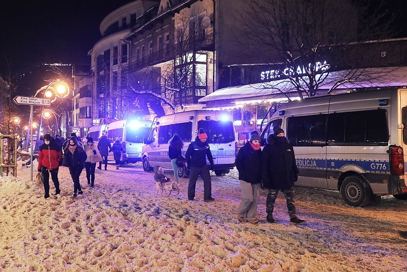 Policja wysyła na weekend posiłki do Zakopanego