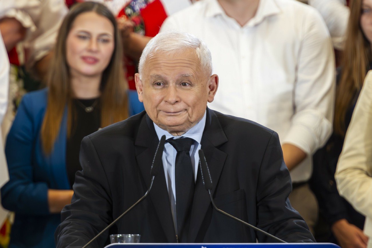 PiS traci władzę w nowym sondażu