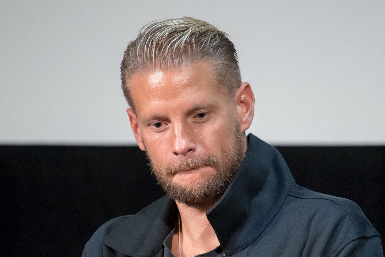 Sebastian Fabijański wymusił zamknięcie kuchni i kazał ludziom wstać.