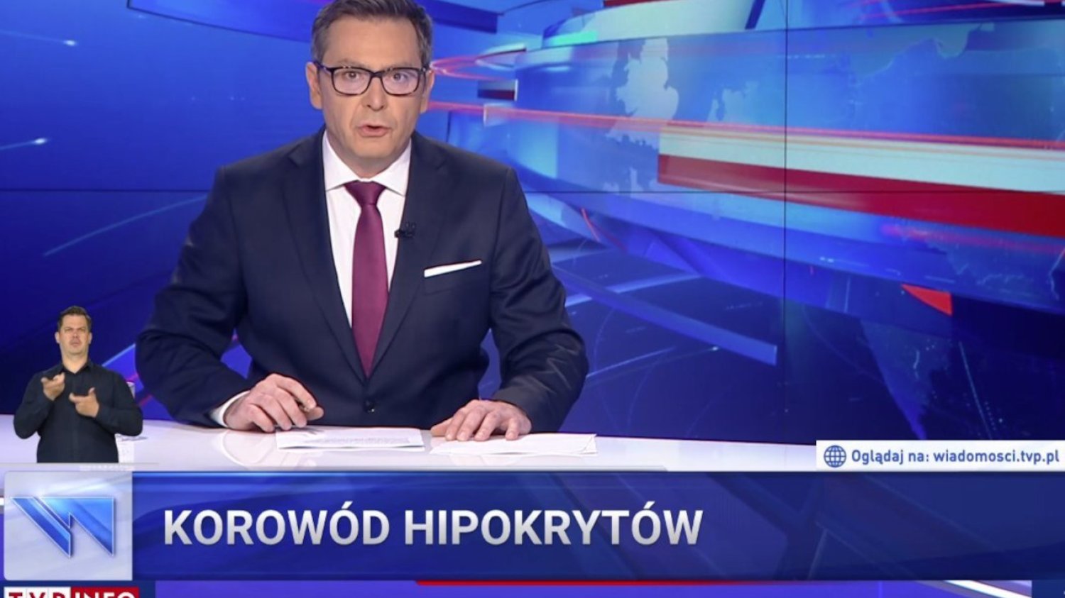 W TVP nie przepuszczono okazji, aby wytknąć TVN niesmaczny żart o osobach transpłciowych.