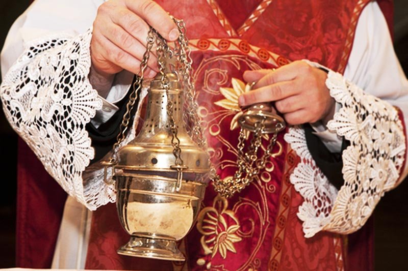 Twój Ruch ostrzega dziennikarzy przed "klerykalnym [url=http://www.shutterstock.com/pic-121815373/stock-photo-hand-of-catholic-priest-at-incense.html?src=-4Mmt-5EkFmWVJJtwFd_NA-1-2]kadzidłem[/url]"