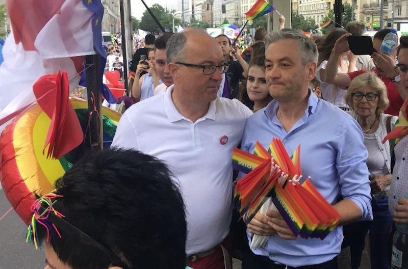 Robert Biedroń zaproponował koalicję Włodzimierzowi Czarzastemu w czasie Parady Równości w Warszawie.