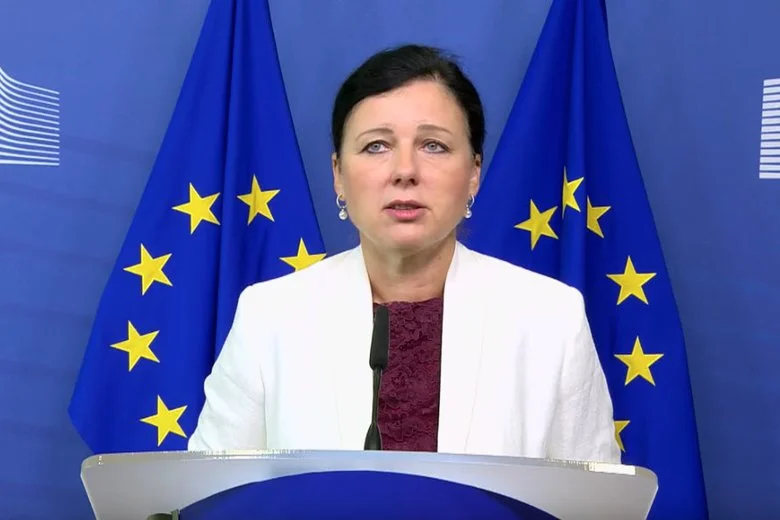 Věra Jourová prawdopodobnie zastąpi Fransa Timmermansa i teraz to ona będzie krytykować rządy "dobrej zmiany".