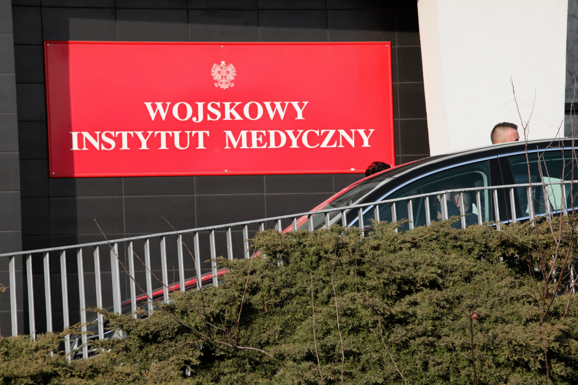 Wojskowy Instytut Medyczny to jeden z najbardziej znanych szpitali w Polsce