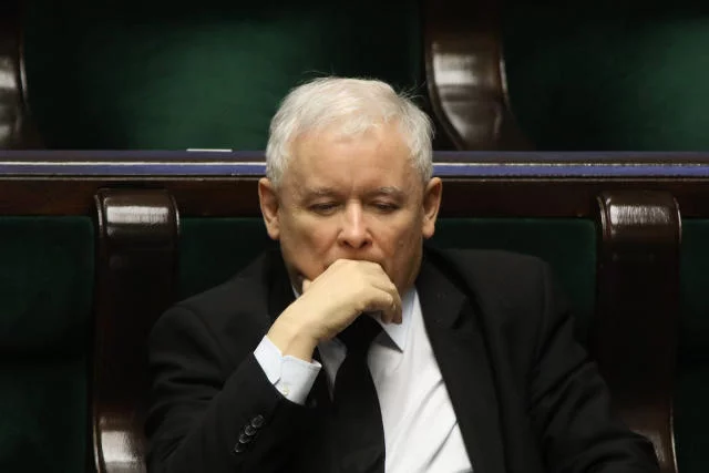 Prezes PiS zgodzi się na maturę z religii, w zamian za odpuszczenie aborcji przez Episkopat.