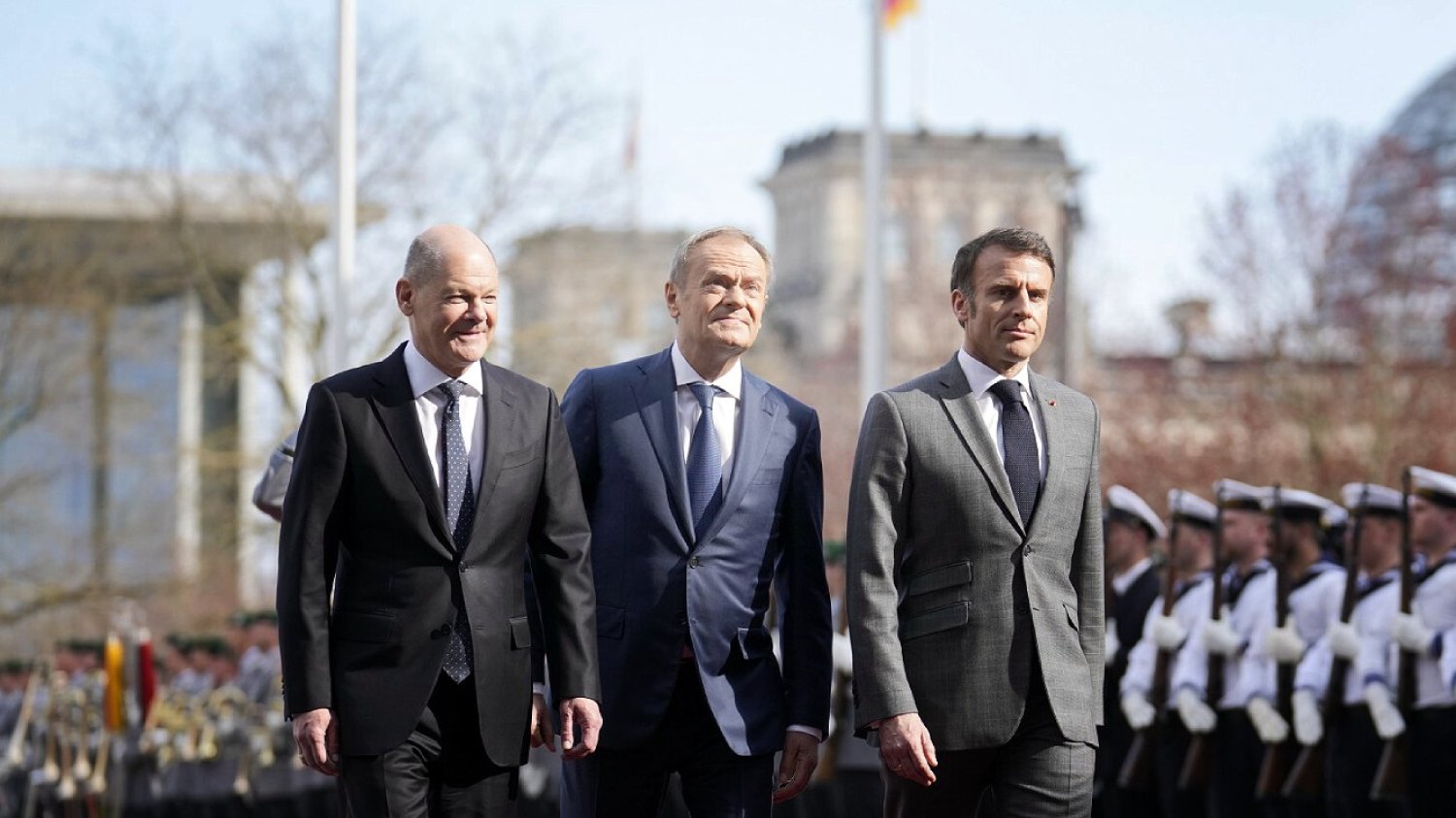 Kanclerz Niemiec Olaf Scholz, premier Polski Donald Tusk i prezydent Francji Emmanuel Macron w Berlinie.