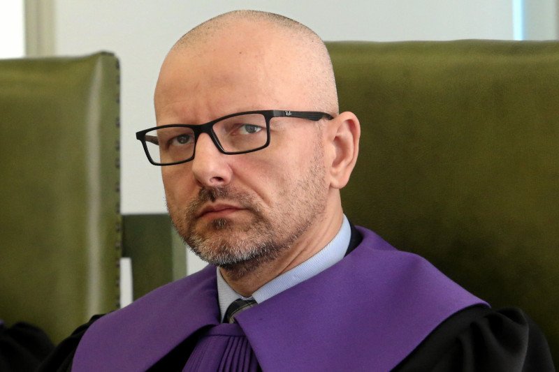 Adam Roch, sędzia Izby Dyscyplinarnej SN, jako prokurator zezwolił na przesłuchiwanie kobiety w dziewiątym miesiącu ciąży.