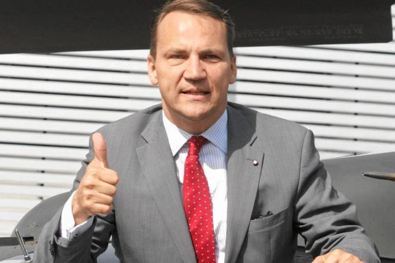 Radosław Sikorski będzie odpowiadał za stosunki dyplomatyczne UE z USA.