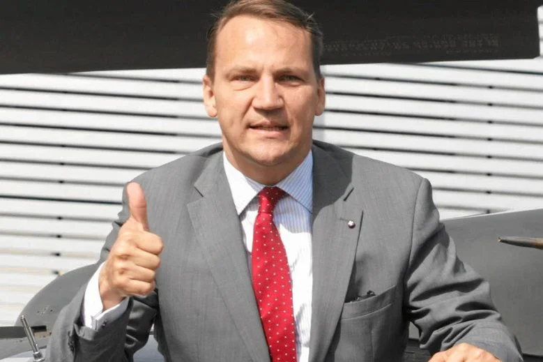 Radosław Sikorski będzie odpowiadał za stosunki dyplomatyczne UE z USA.