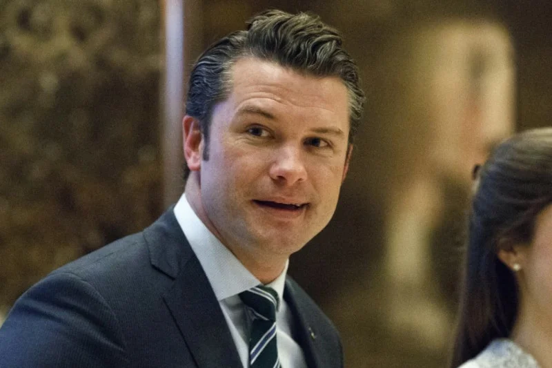 Trump obsadza ważne stanowiska tymi ludźmi. Ciągną się za nimi głośne afery