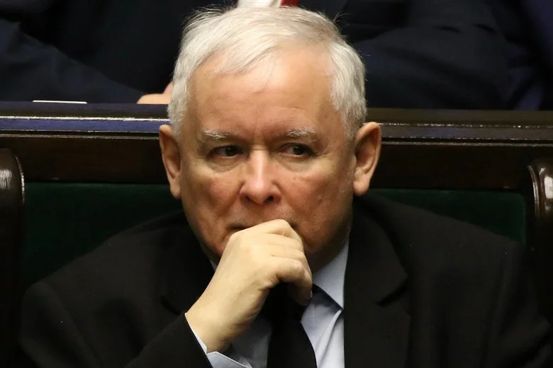 Jarosław Kaczyński szykuje się według "Faktu" do kolejnej rekonstrukcji rządu.