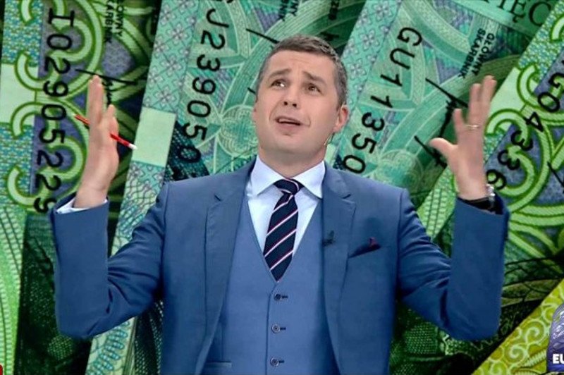 Brał dziennikarza TVP - Michała Rachonia (na zdj), Nikodem Rachoń rozpoczął pracę jako szef działu komunikacji w ambasadzie Polski w Stanach Zjednoczonych.