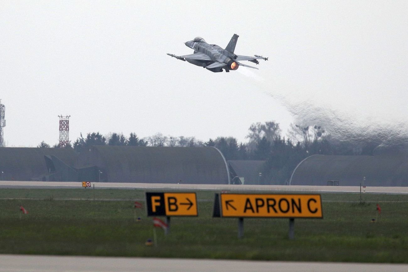 Zmasowany atak Rosji. Bomby spadły w Kijowie, dron leciał na Zamość