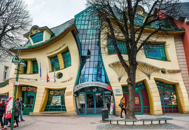 Słynny Krzywy Domek w Sopocie