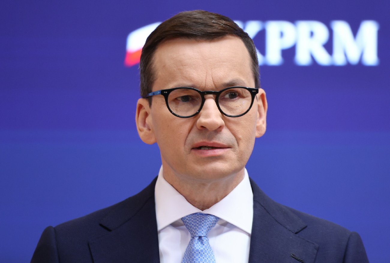 Zdjęcie Morawieckiego wywołało istną burzę. "Nas na luksusy nie stać"
