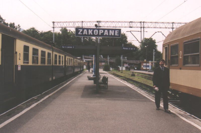 Dwie licealistki z Warszawy miały dotrzeć z Kościeliska na dworzec w Zakopanem. Tam ślad po nich się urywa.