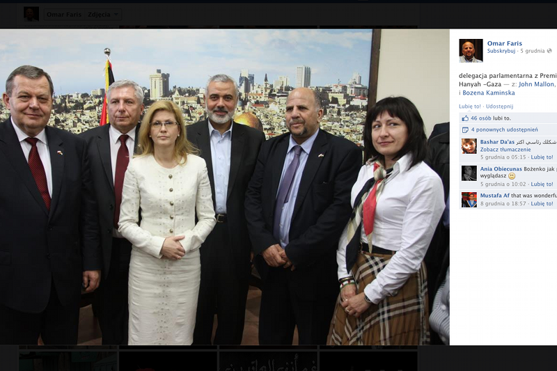 Omar Faris wrzucił na swój profil zdjęcie z wizyty polskiej delegacji, podczas której fotografowali się także z premierem Autonomii.