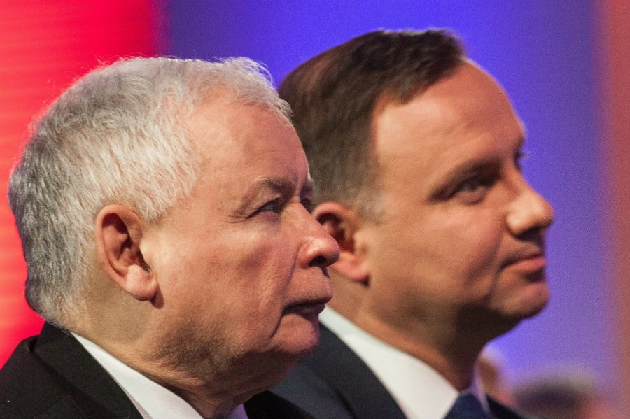 Słowa PiS o korupcji i nepotyzmie, mającymi być nierozerwalnie związanymi z poprzednią ekipą rządzącą, nabierają dziś nowego znaczenia.