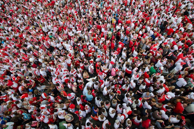 Podobno każdy Polak zna się na medycynie i piłce nożnej. Ostatnie wydarzenia dowodzą jednak, że także na wielu innych sprawach.