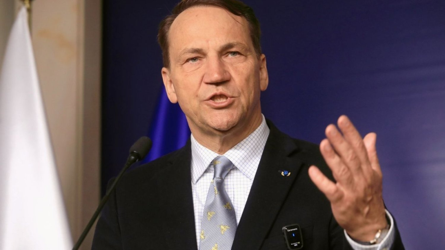 Sikorski o zachowaniu Nawrockiego po spotkaniu z Trumpem. Sikorski o zachowaniu Nawrockiego po spotkaniu z Trumpem.