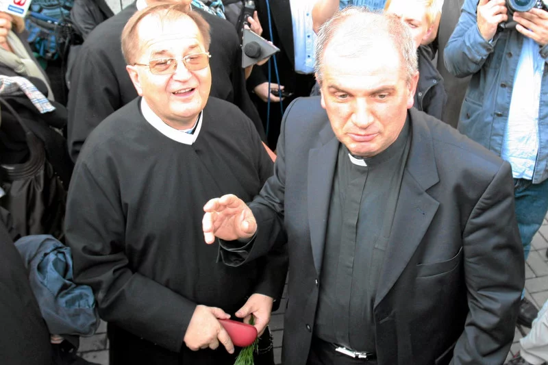 Tadeusz Rydzyk i wieloletni menedżer jego biznesów, ojciec Jan Król.